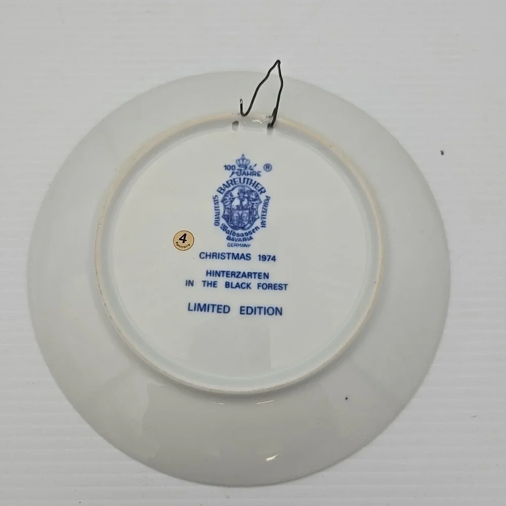 Antique‎ Christmas 1974 Hinterzarten In The Black Forest Limited Edition Plate